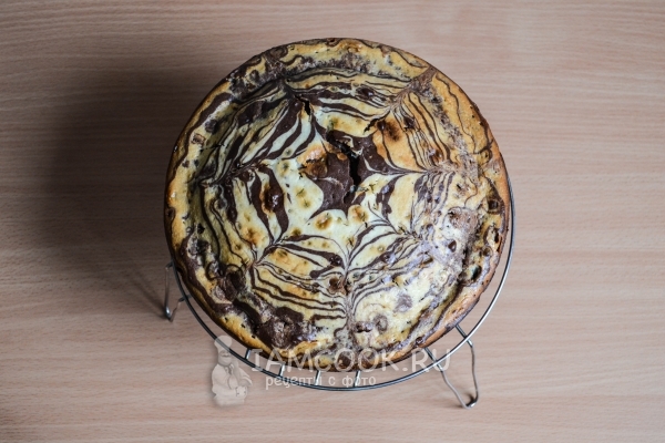 Пирог Зебра на решётке