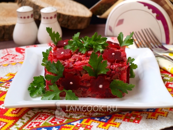 Рецепт салата с говядиной, свеклой и морковью
