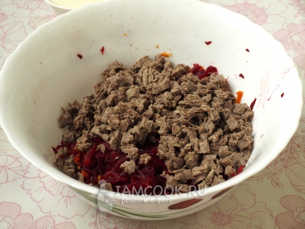 Положить мясо