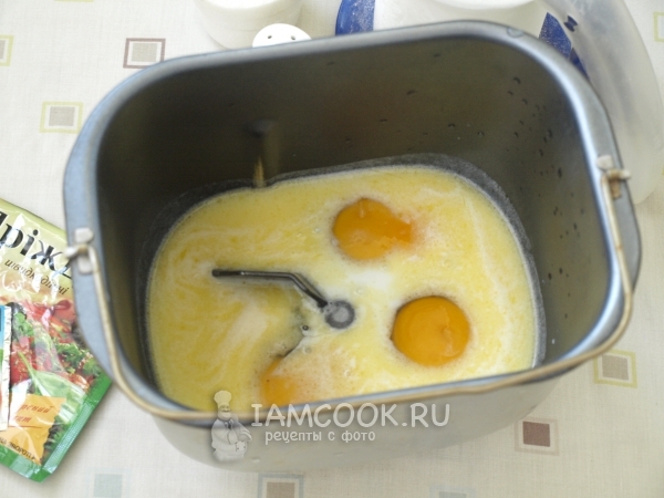 Добавить яйца