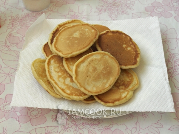 Готовые оладьи на молоке без яиц и дрожжей