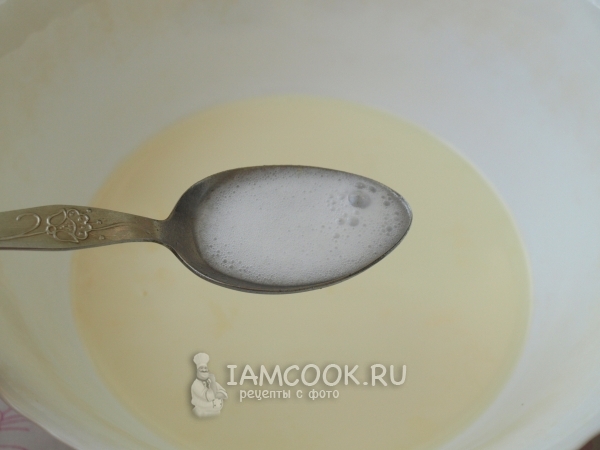 Погасить соду уксусом