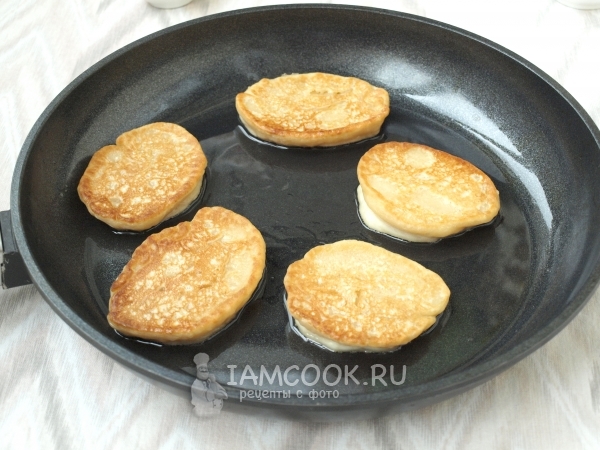 Пожарить оладьи