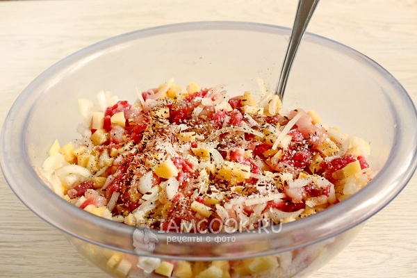 Всыпать соль, перец и зиру