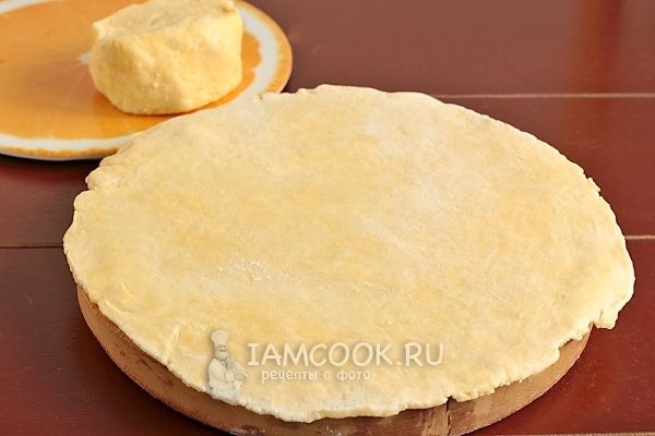 Раскатать тесто в круг