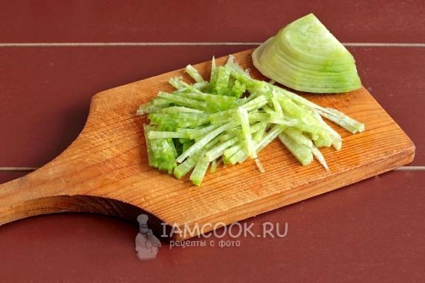 Порезать редьку