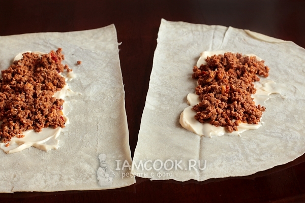 Выложить начинку