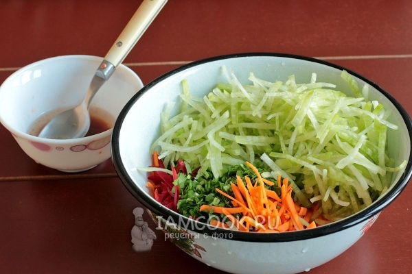 Влить заправку