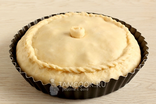 Закрыть начинку тестом