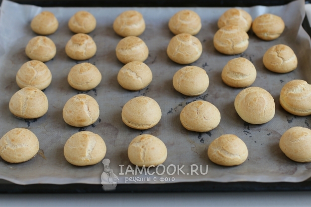 Испечь профитроли