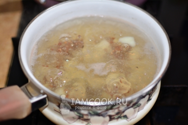 Положить гречку