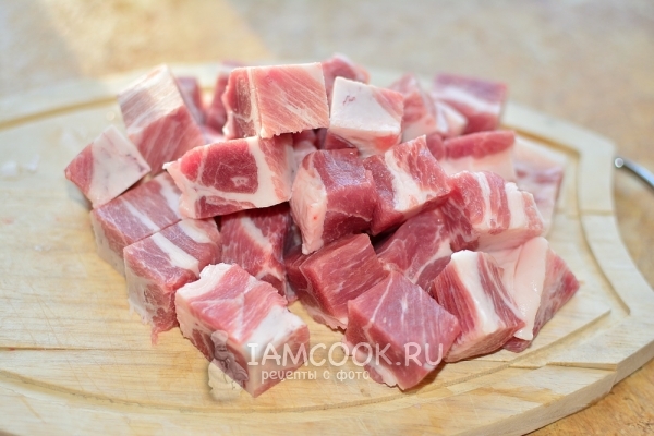 Порезать мясо на кусочки