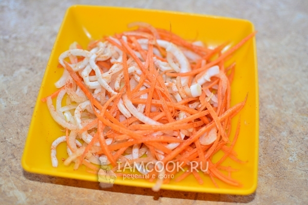 Всыпать соль и перец