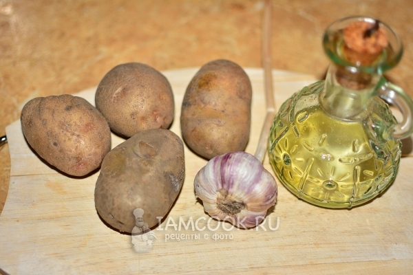 Ингредиенты для картофеля, запеченного в фольге на углях