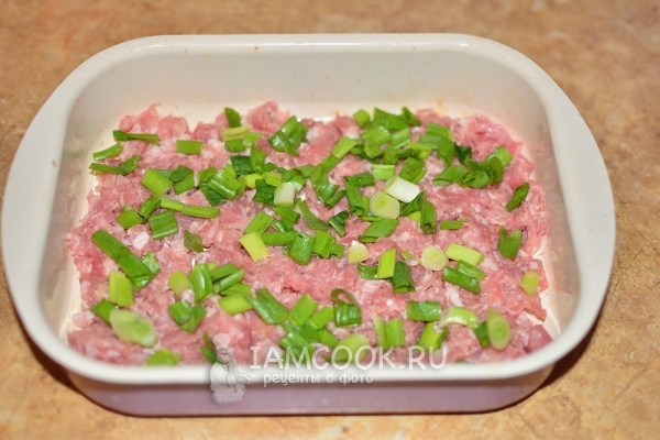 Посыпать зеленым луком