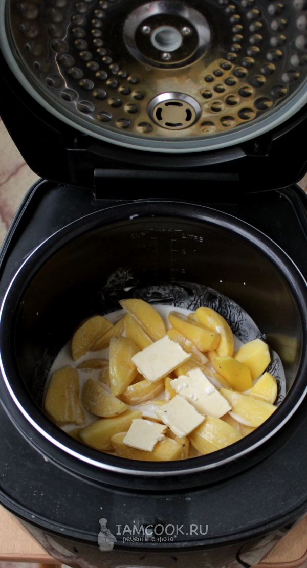 Положить сливочное масло