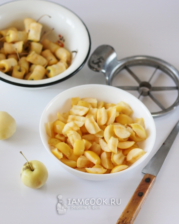 Порезать яблоки