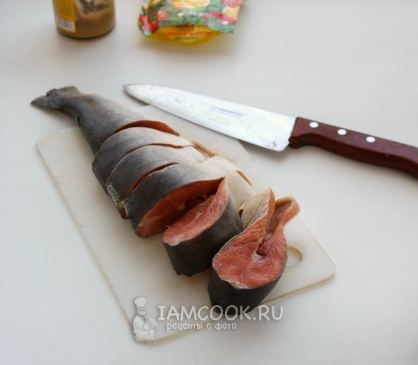 Порезать рыбу