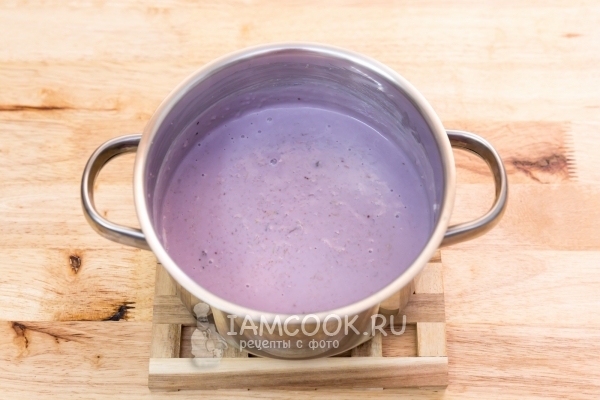 Фото овсяной (геркулесовой) каши с черникой