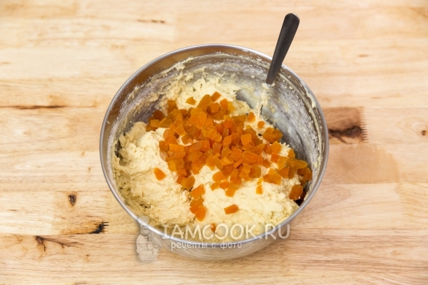 Положить курагу