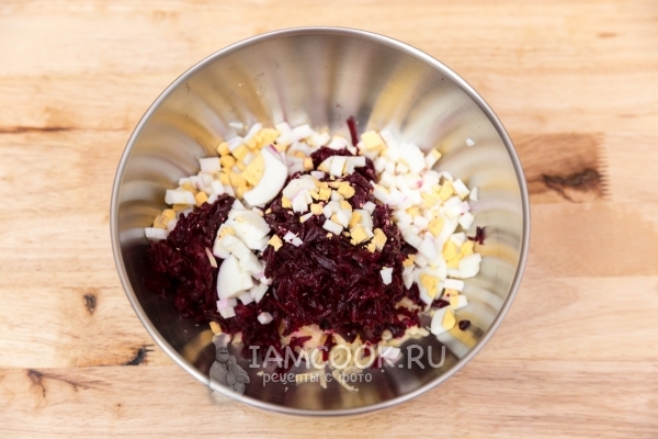 Добавить яйца