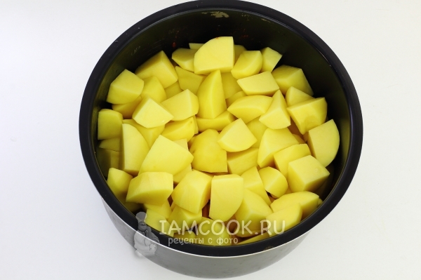 Положить картофель