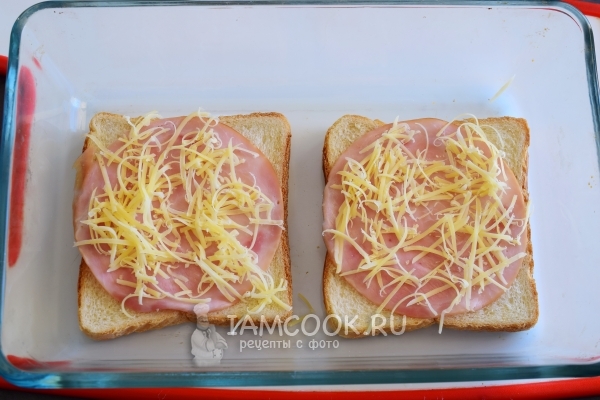 Посыпать сыром