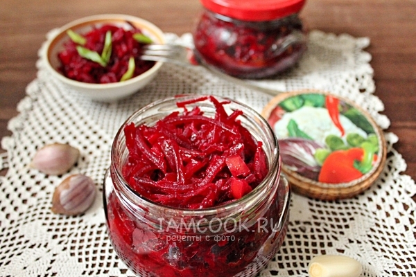 Рецепт салата из свеклы с чесноком на зиму