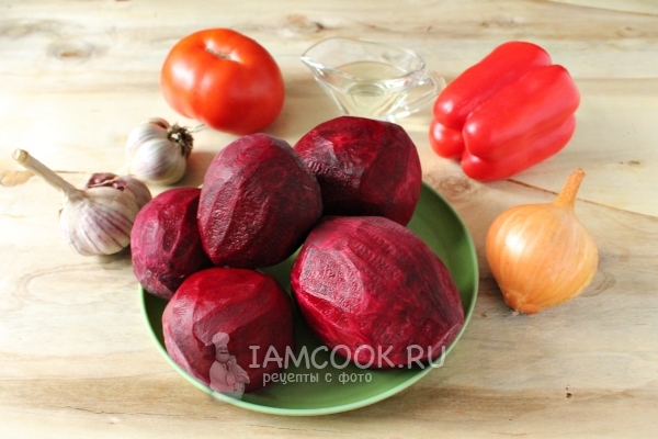Ингредиенты для салата из свеклы с чесноком на зиму