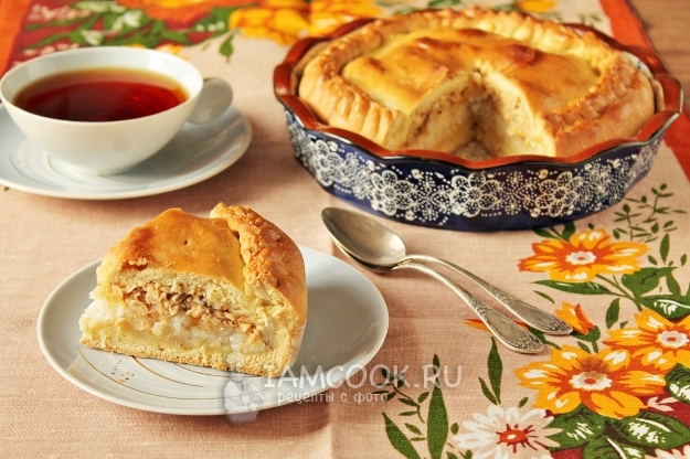 Пирог с консервированной горбушей