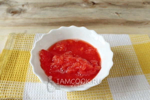 Измельчить помидор