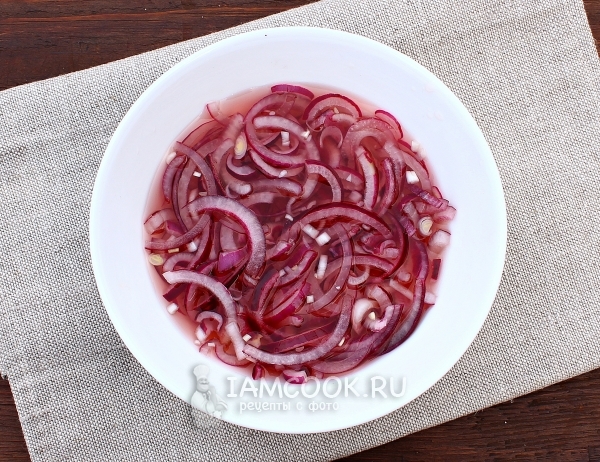 Замариновать лук