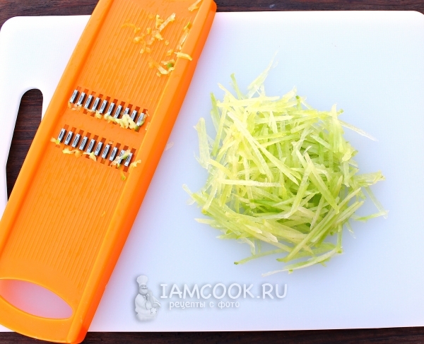 Натереть редьку