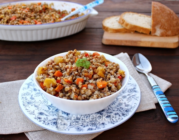Рецепт гречки с овощами в духовке