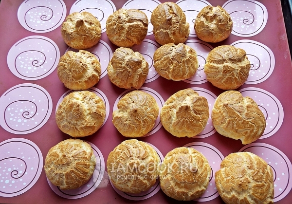 Испечь профитроли