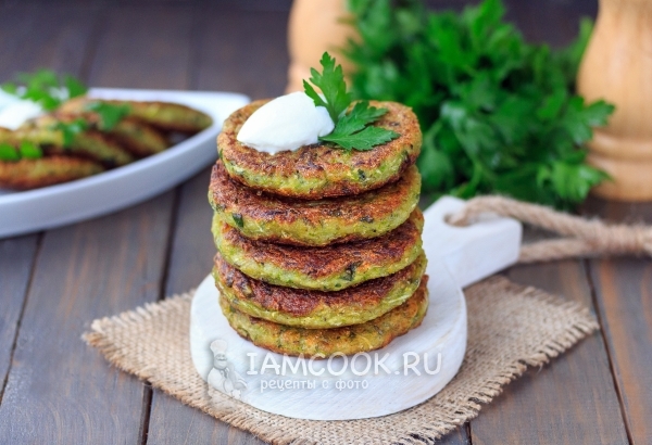 Фото оладий из кабачков без яиц
