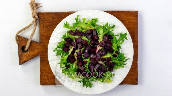 Положить свеклу