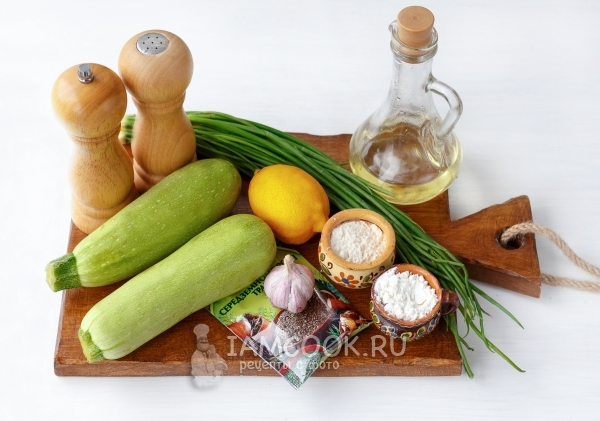 Ингредиенты для оладий из кабачков без яиц