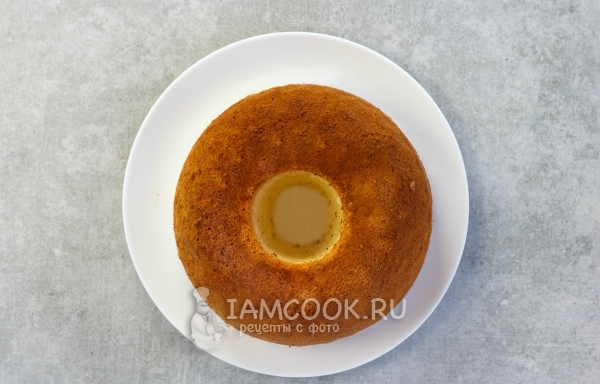 Испечь бисквитный кекс Мскута