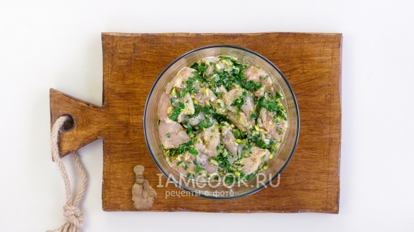 Замариновать мясо