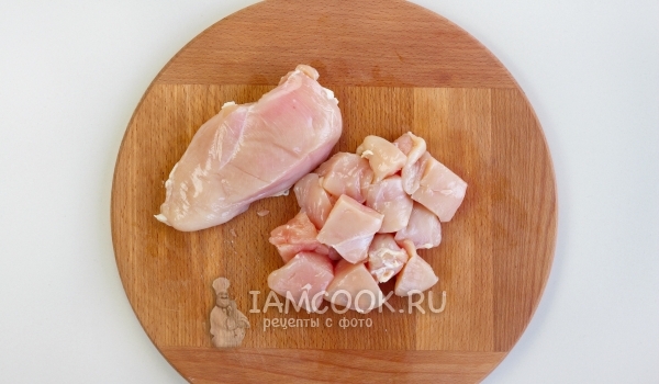 Порезать мясо на кусочки