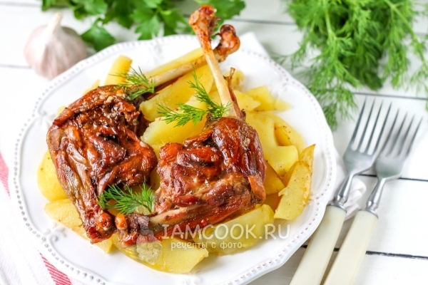Рецепт картошки с уткой в фольге в духовке