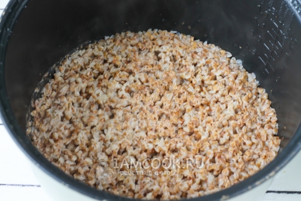 Готовая молочная гречневая каша в мультиварке
