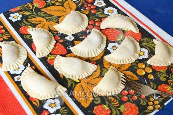 Сделать вилкой красивый край