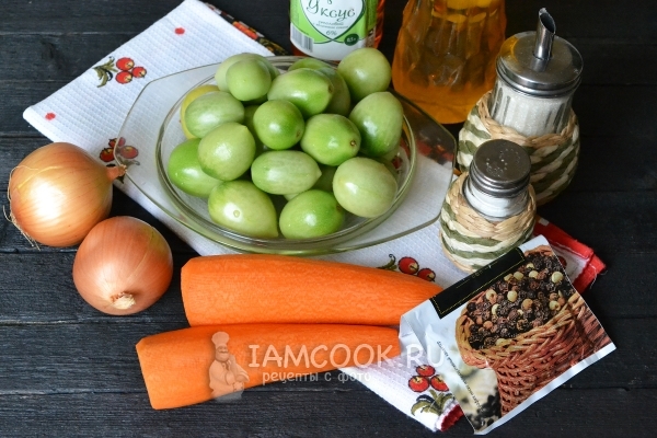 Ингредиенты для салата из зеленых помидоров с луком на зиму