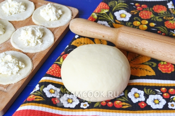 Фото заварного теста для вареников с творогом