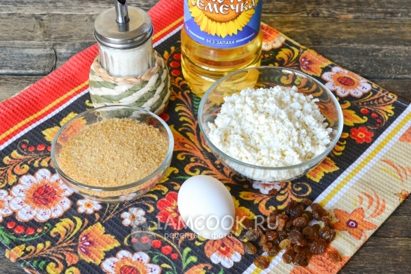 Ингредиенты для сырников без муки и манки на сковороде