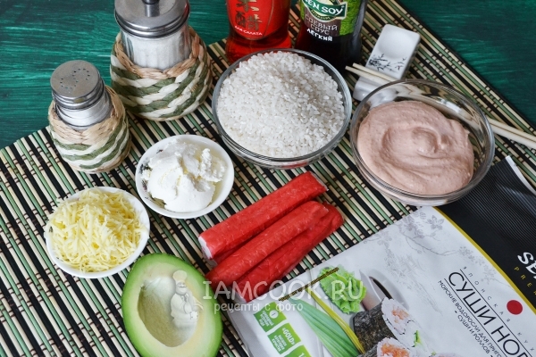 Ингредиенты для запеченных роллов с крабовыми палочками