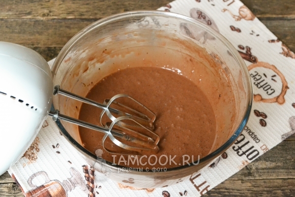 Взбить тесто миксером