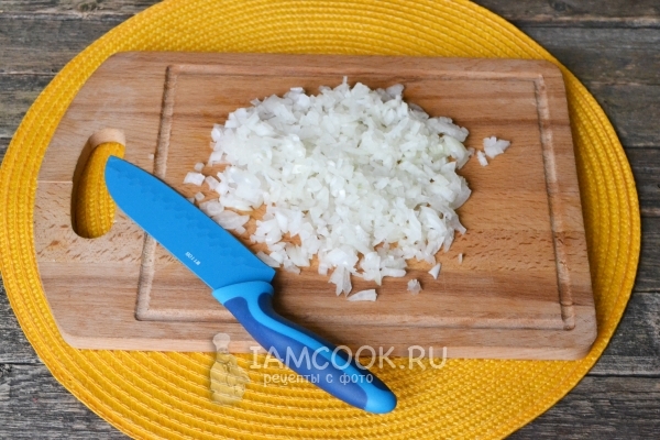 Нарезать лук